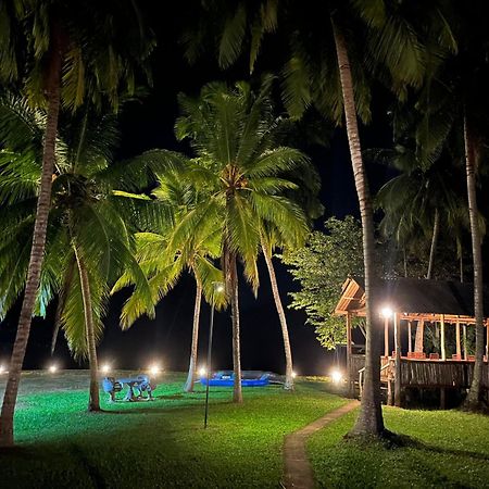 Yonan River Face Safari Resort Uda Walawe Extérieur photo