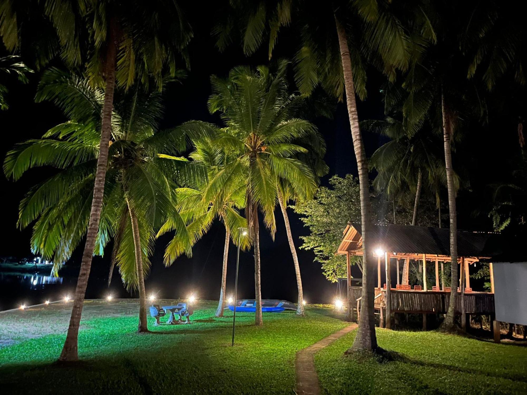 Yonan River Face Safari Resort Uda Walawe Extérieur photo